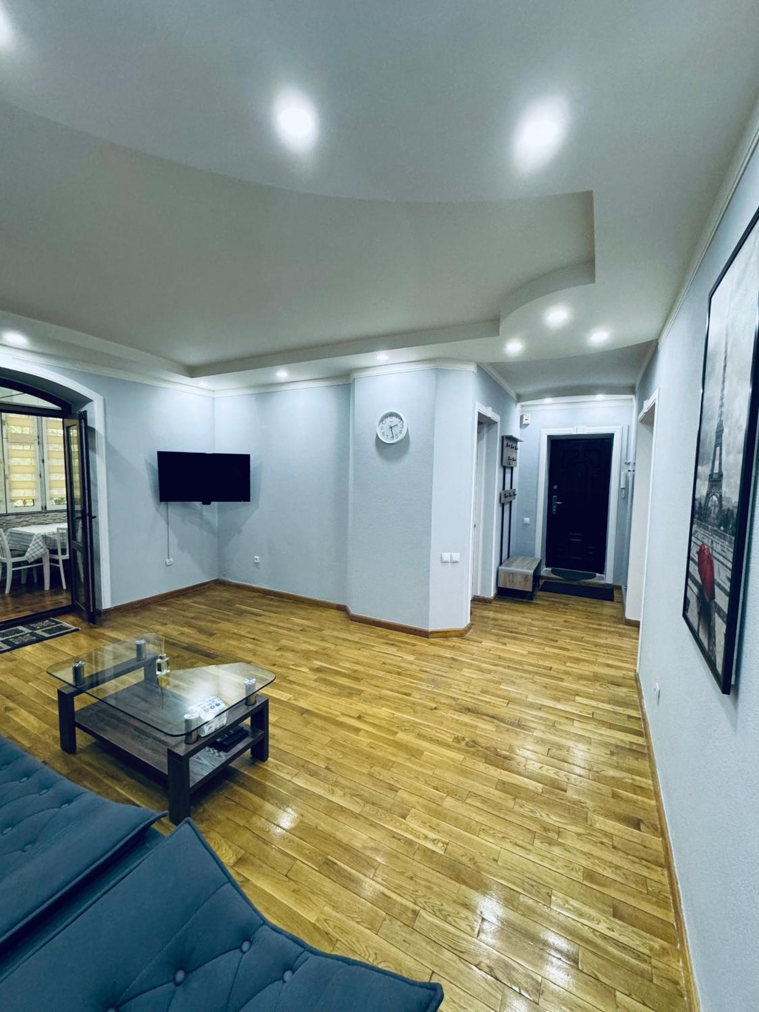Classic Family Apart In The Center With 4 Rooms Tașkent Exterior foto